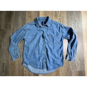 Gap Denim Button Down Shirt Women 10 Blue Long Sleeve Snap Pocket Medium Wash